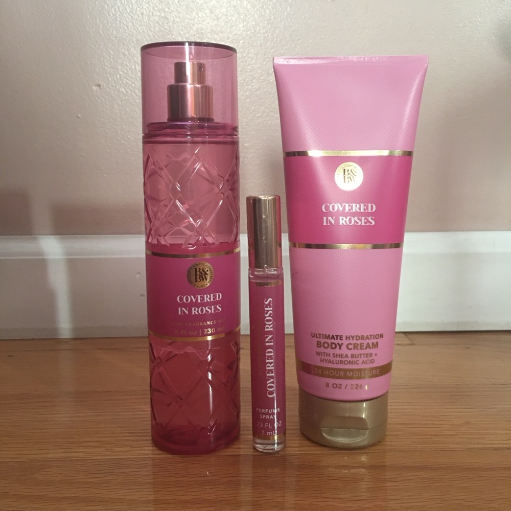 Bath & Body Works Covered In Roses Moisturizer 3Piece Set